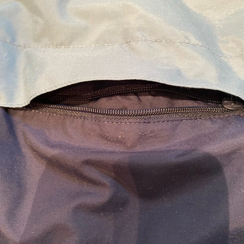 Nike Men’s XL Unisex 2 Tone Blue 100% Nylon All Weather Lined Performance Jacket